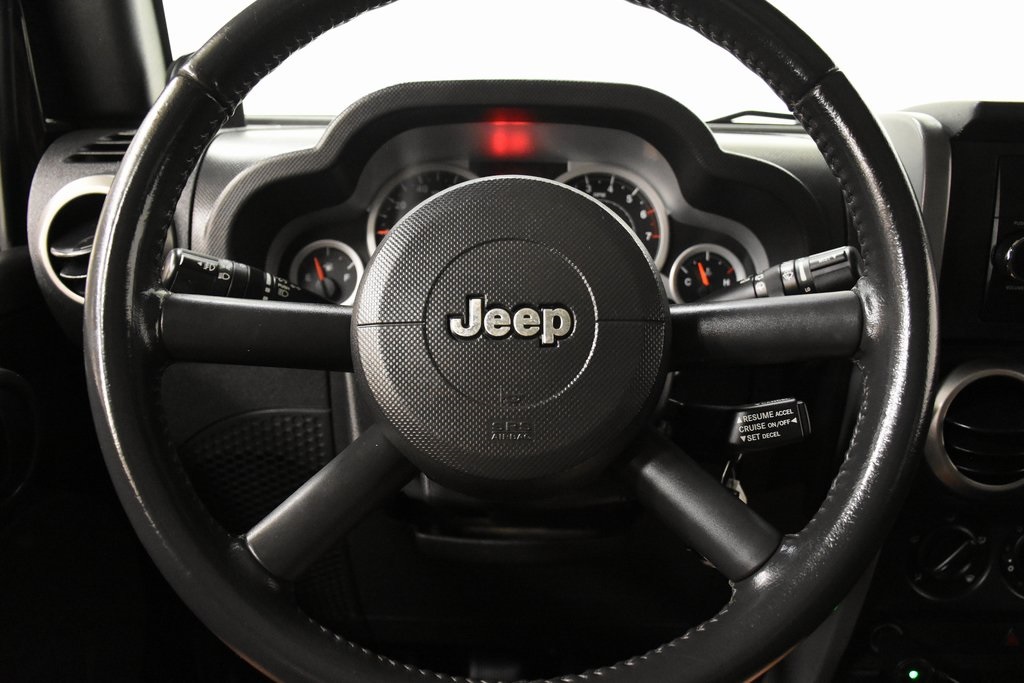 2010 Jeep Wrangler Sport 11