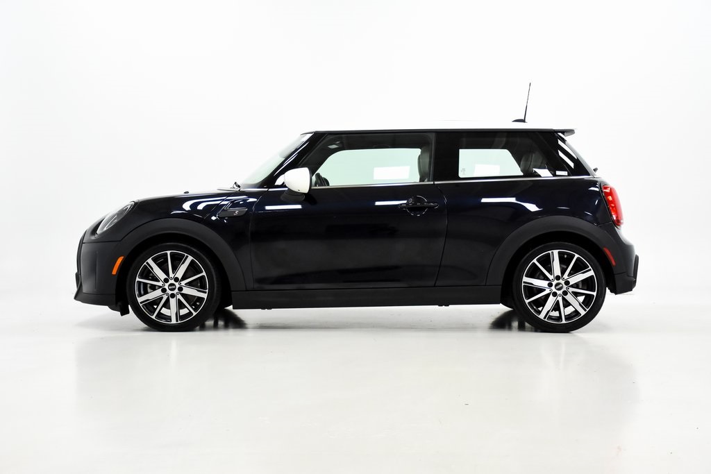 2022 MINI Cooper S Iconic 24