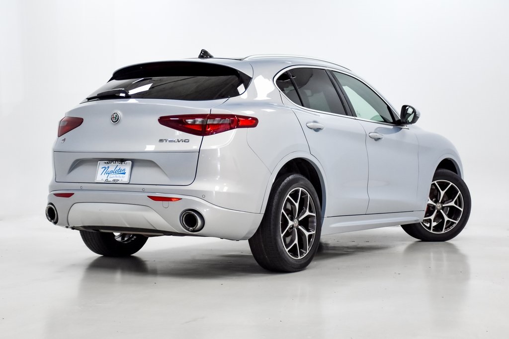 2021 Alfa Romeo Stelvio Ti 31