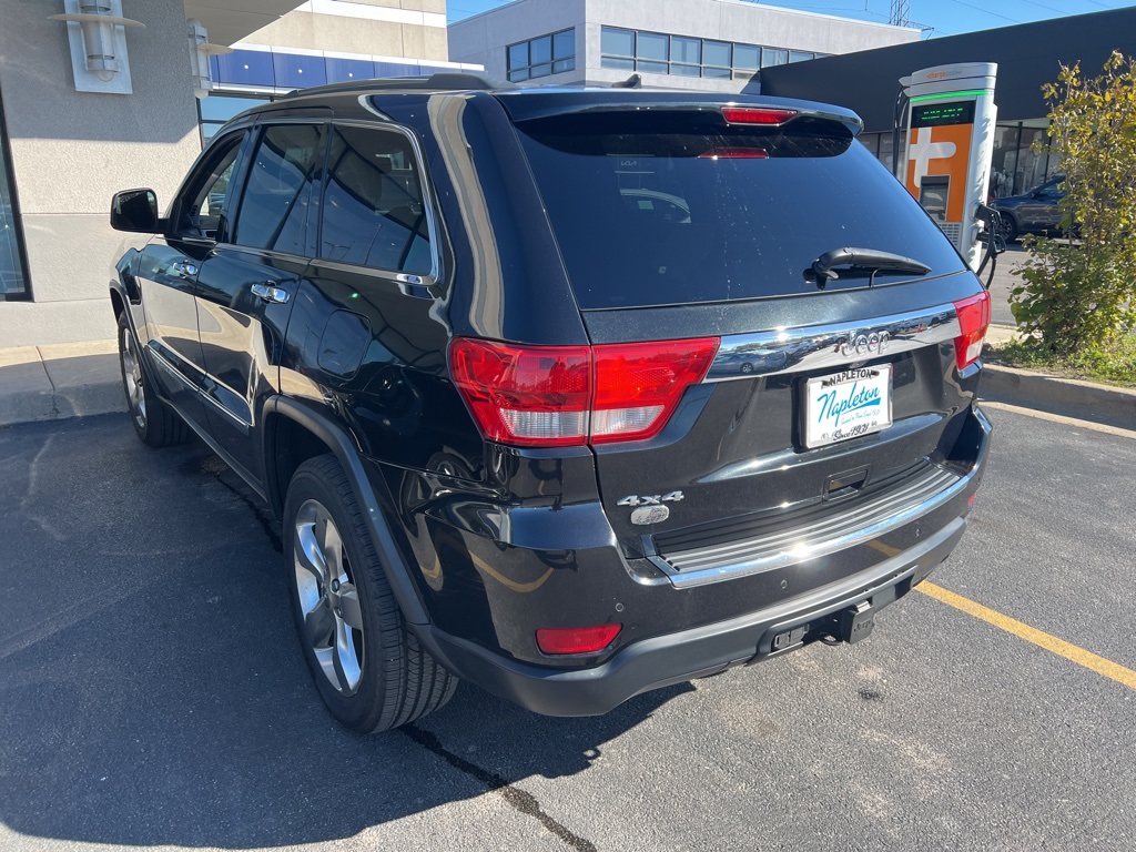 2012 Jeep Grand Cherokee Overland 6