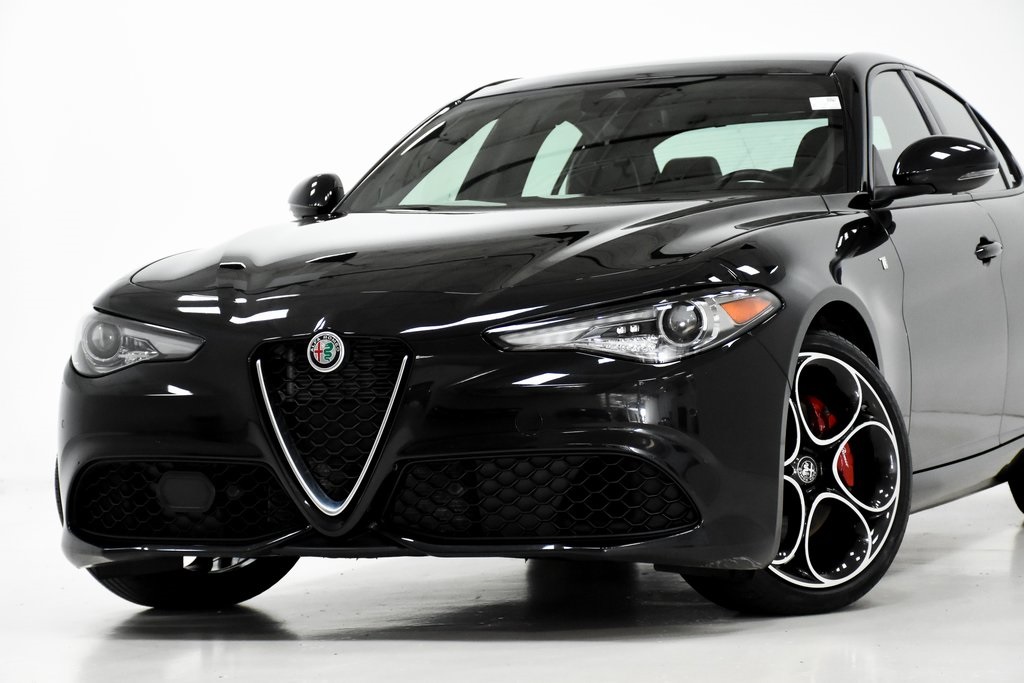 2022 Alfa Romeo Giulia Ti 2