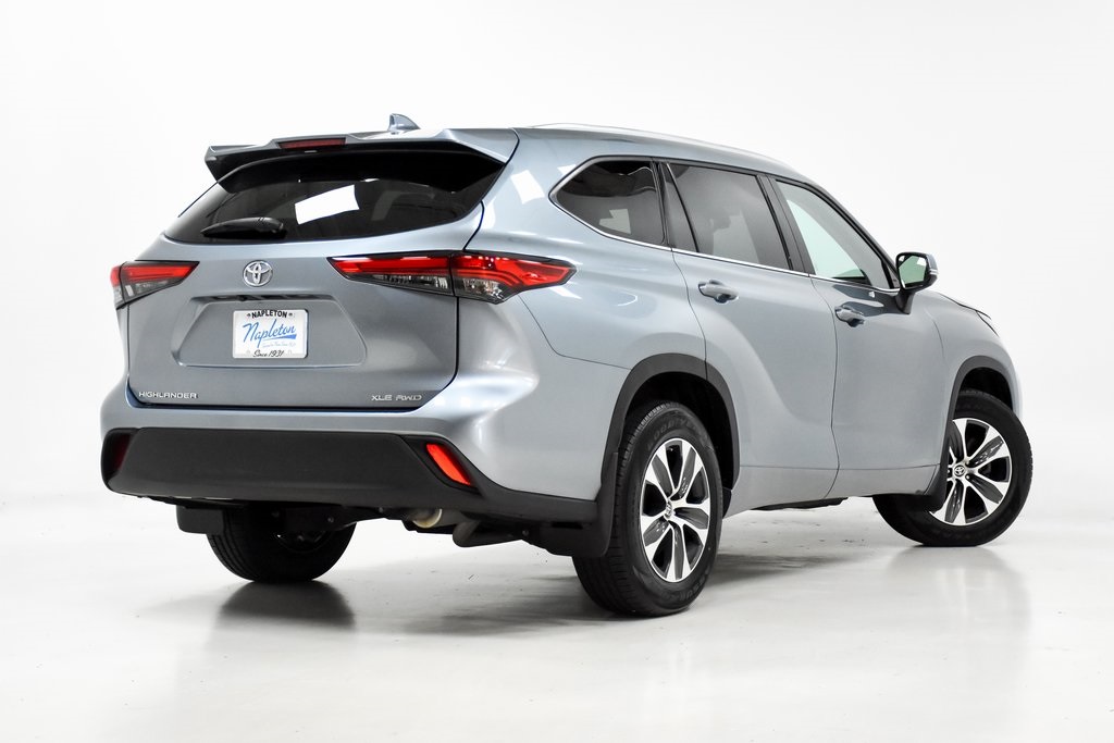 2021 Toyota Highlander XLE 31