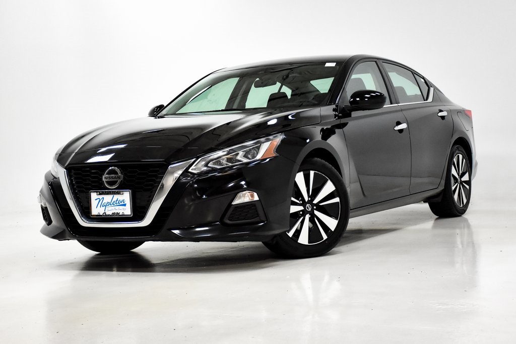 2021 Nissan Altima 2.5 SV 1