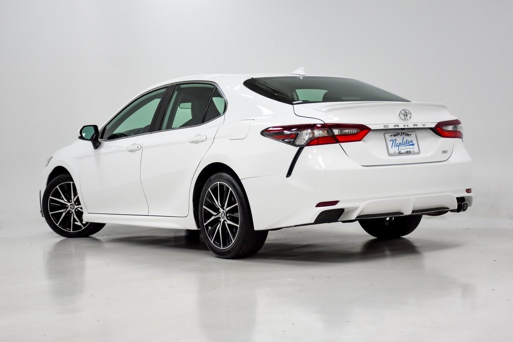 2021 Toyota Camry SE 25