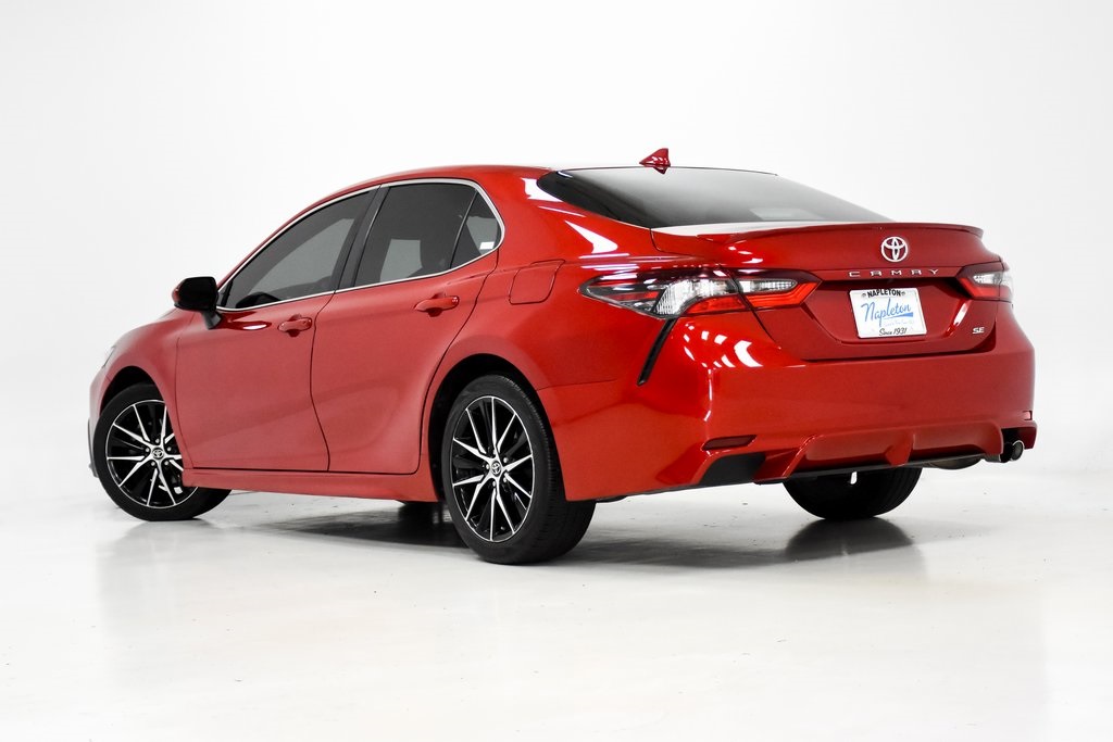 2021 Toyota Camry SE 25