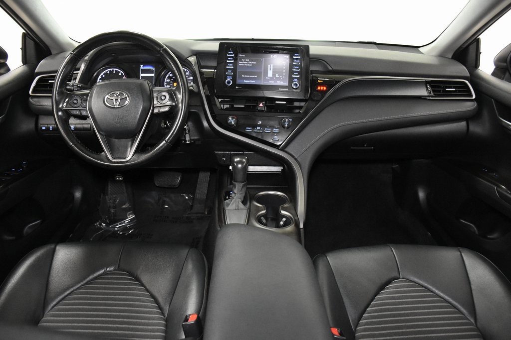 2021 Toyota Camry SE 23