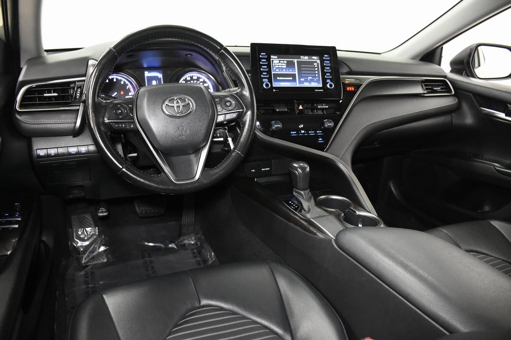 2021 Toyota Camry SE 6