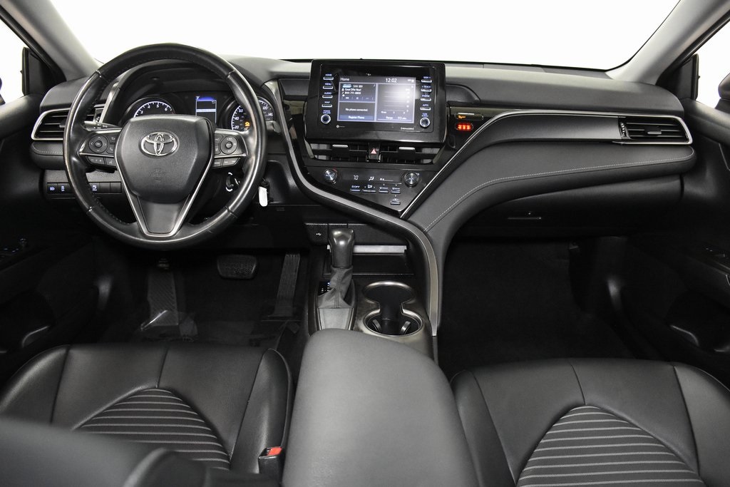 2021 Toyota Camry SE 22