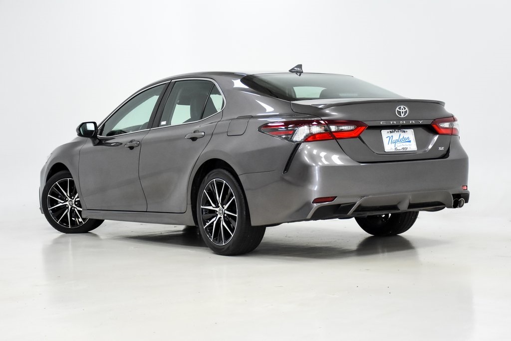 2021 Toyota Camry SE 25