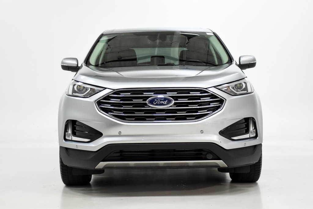 2022 Ford Edge Titanium 3