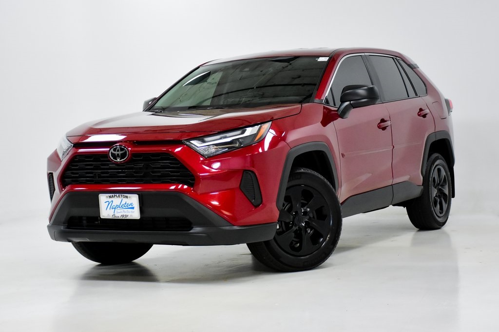 2023 Toyota RAV4 LE 1