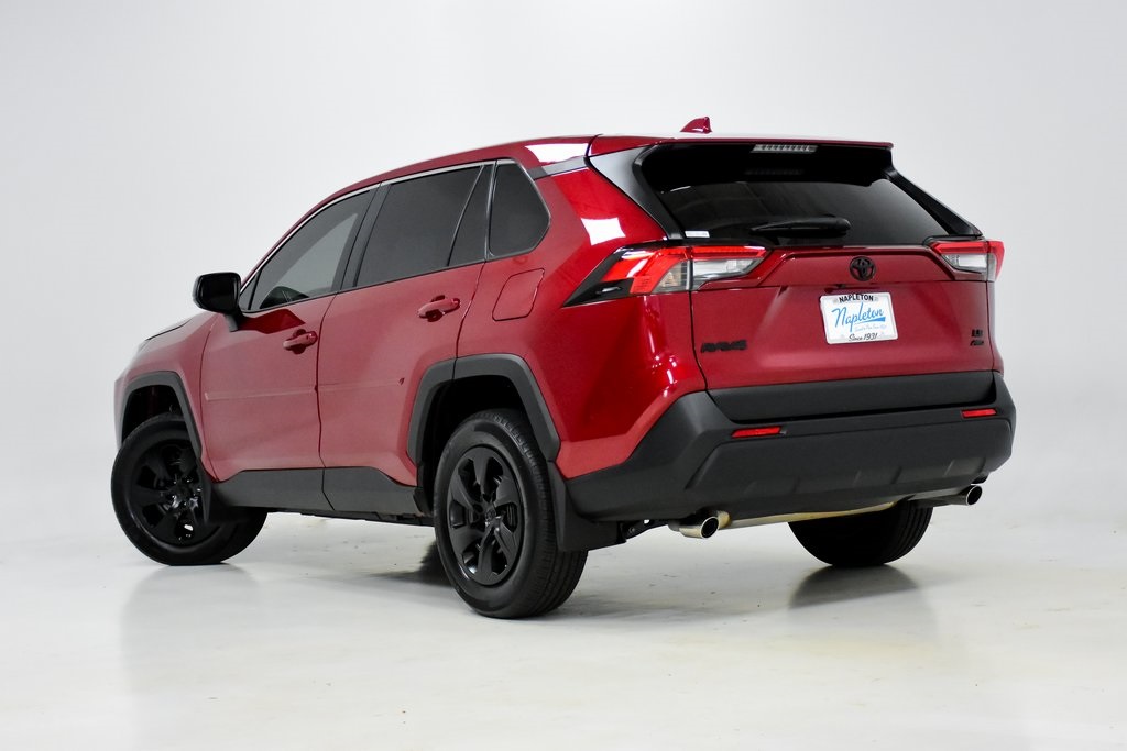 2023 Toyota RAV4 LE 24