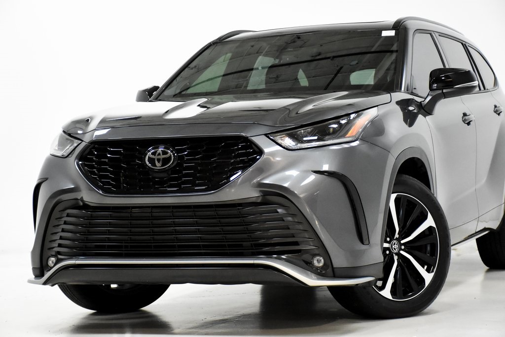 2021 Toyota Highlander XSE 2