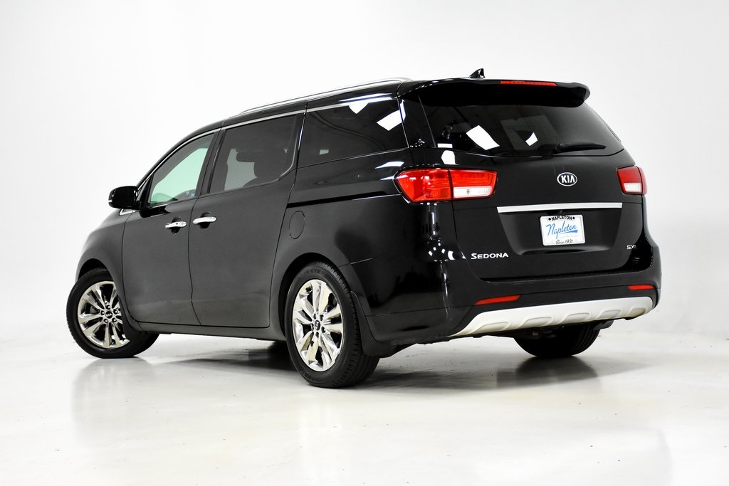 2015 Kia Sedona SXL 31