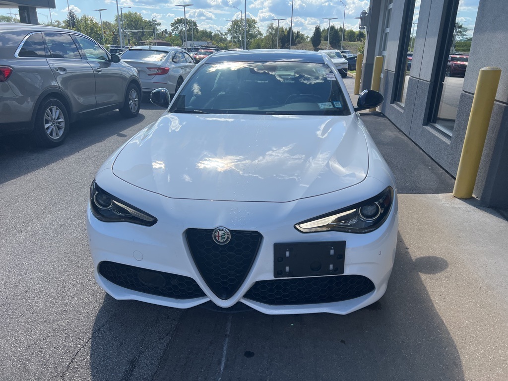 2022 Alfa Romeo Giulia Veloce 2