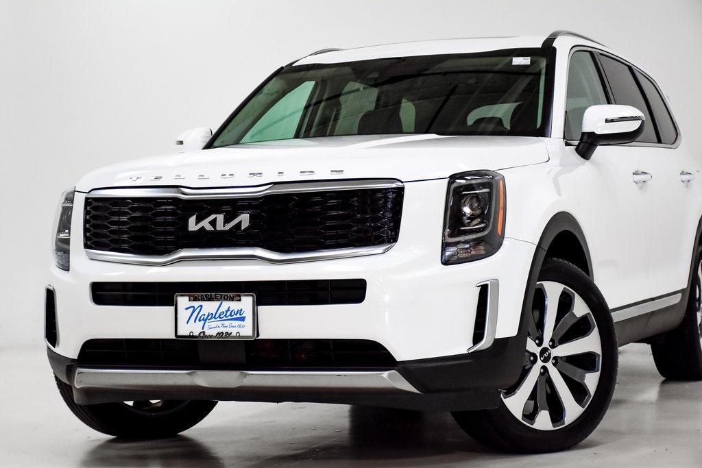 2022 Kia Telluride S 2