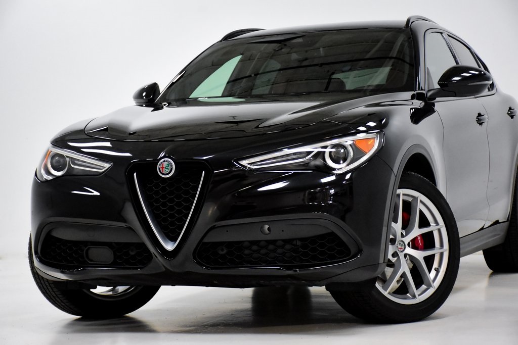 2018 Alfa Romeo Stelvio Ti 2