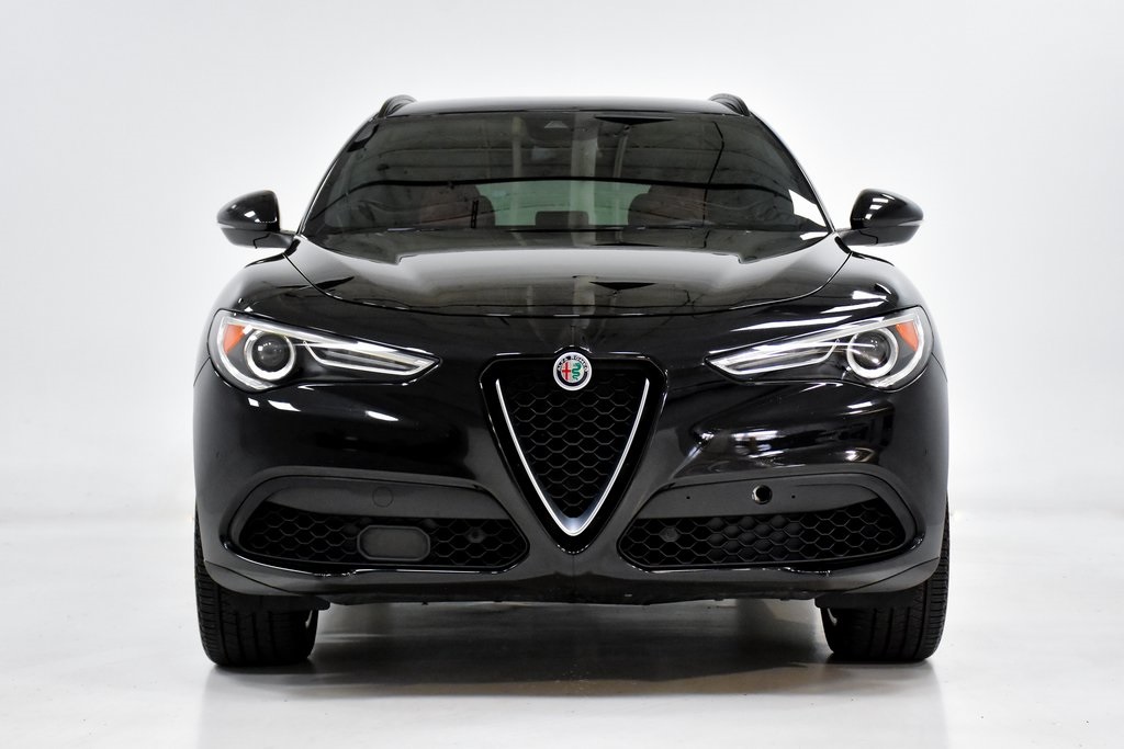 2018 Alfa Romeo Stelvio Ti 4