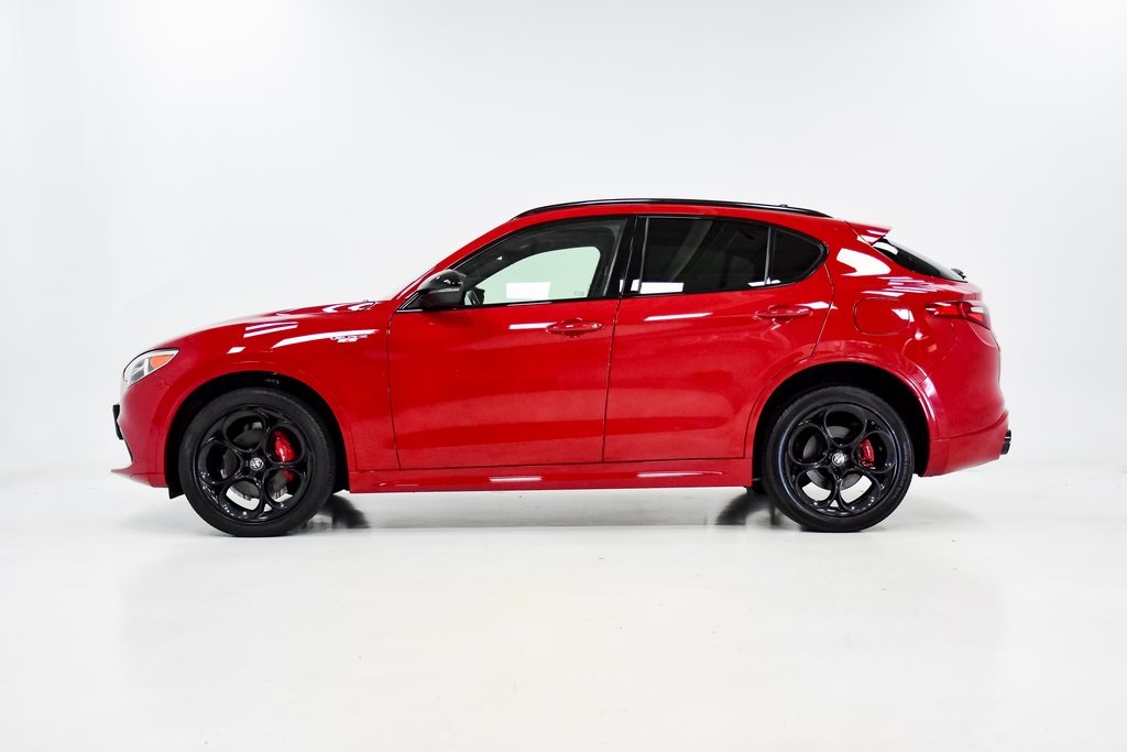 2022 Alfa Romeo Stelvio Veloce 29