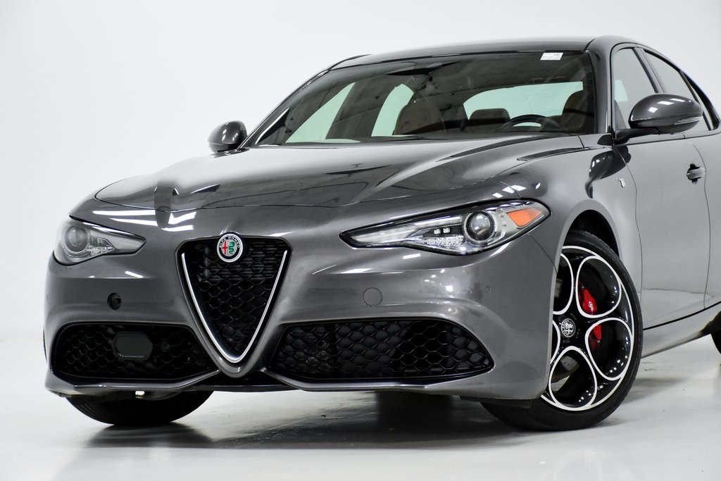 2022 Alfa Romeo Giulia Ti 2