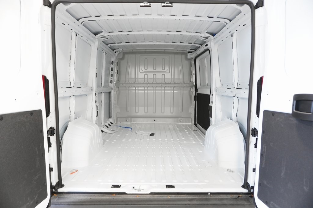 2023 Ram ProMaster 1500 Low Roof 8