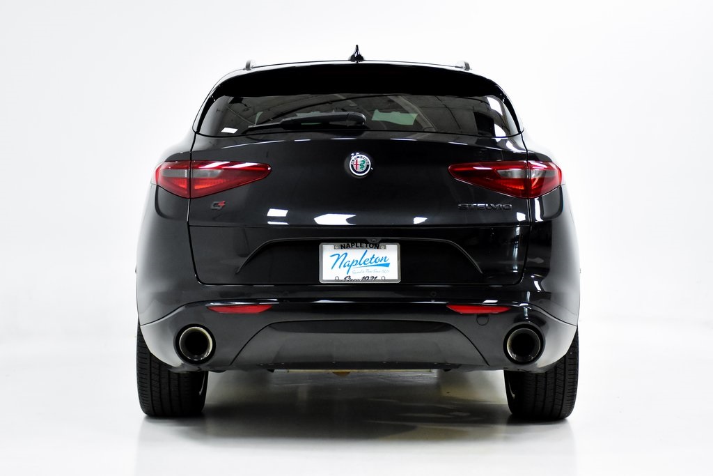 2021 Alfa Romeo Stelvio Ti 29