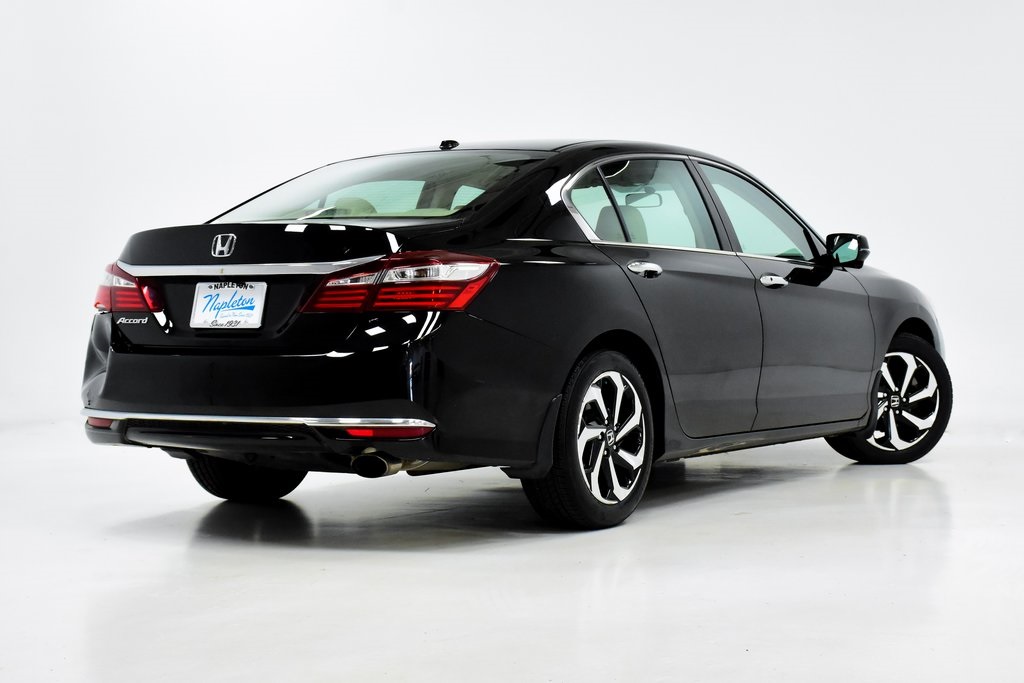 2017 Honda Accord EX 26