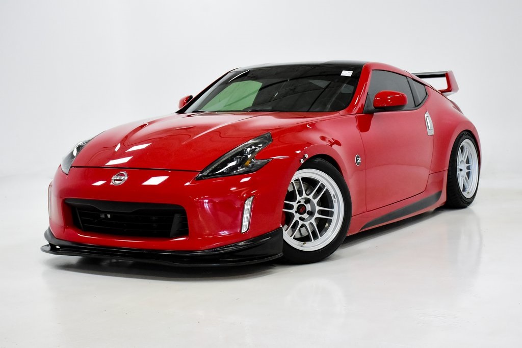 2015 Nissan 370Z Sport 1