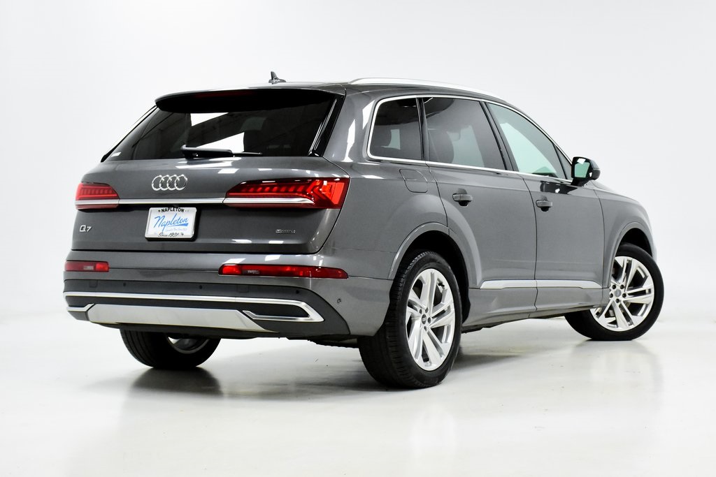 2021 Audi Q7 45 Premium Plus 33