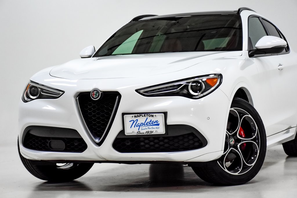 2021 Alfa Romeo Stelvio Ti Sport 2