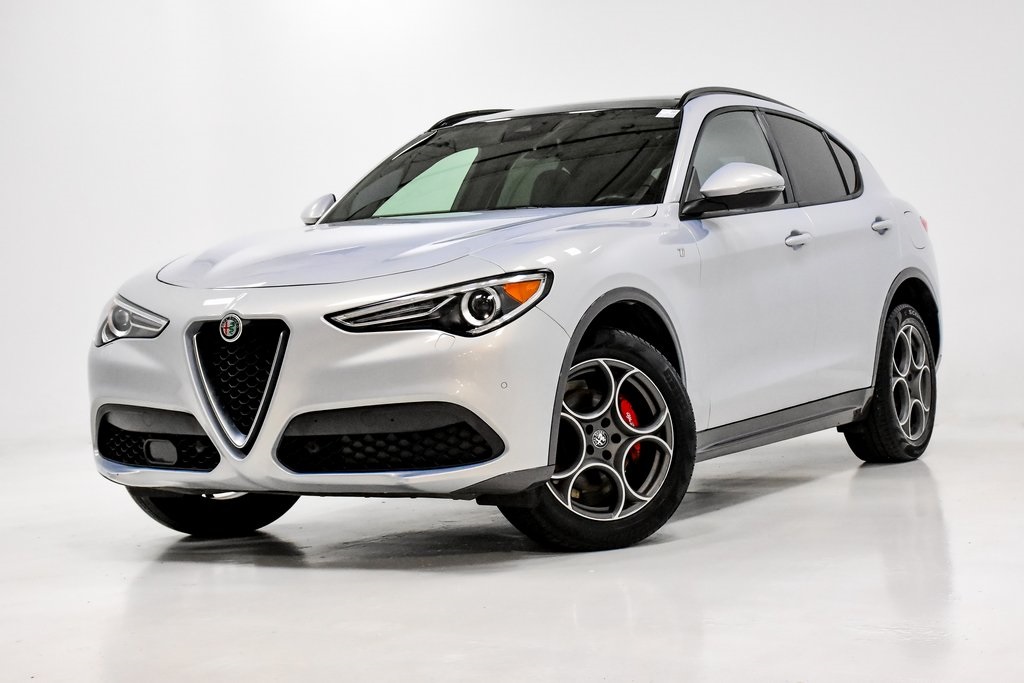 2022 Alfa Romeo Stelvio Ti 1