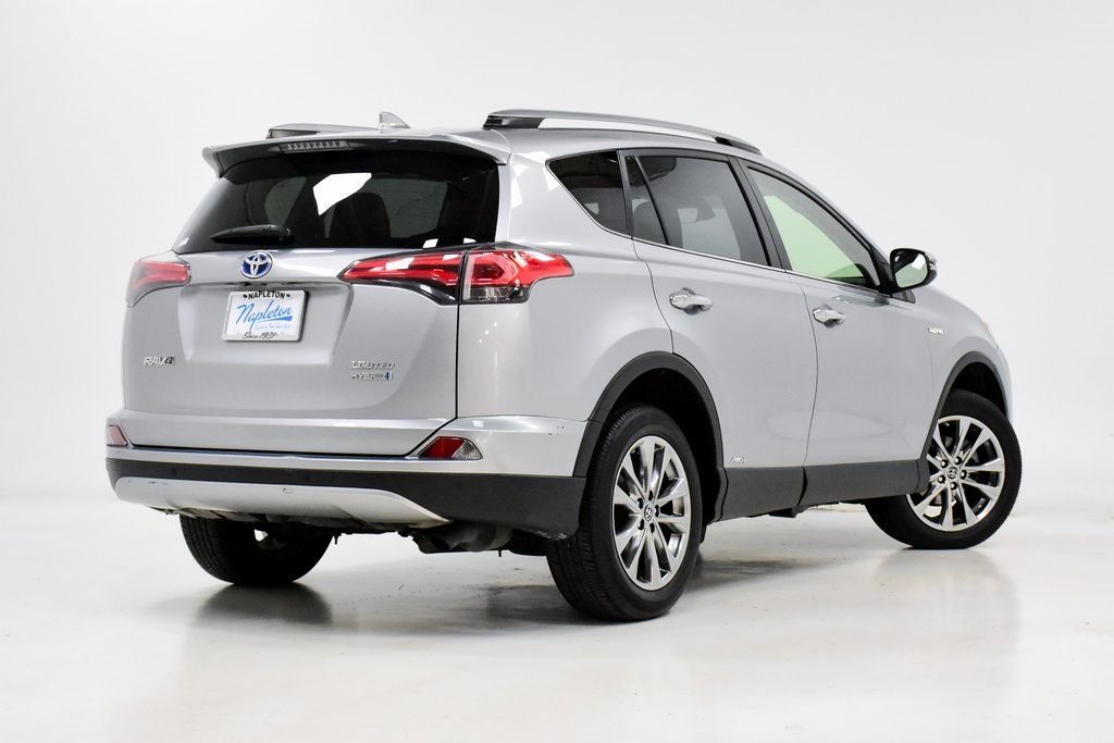 2018 Toyota RAV4 Hybrid Limited 29