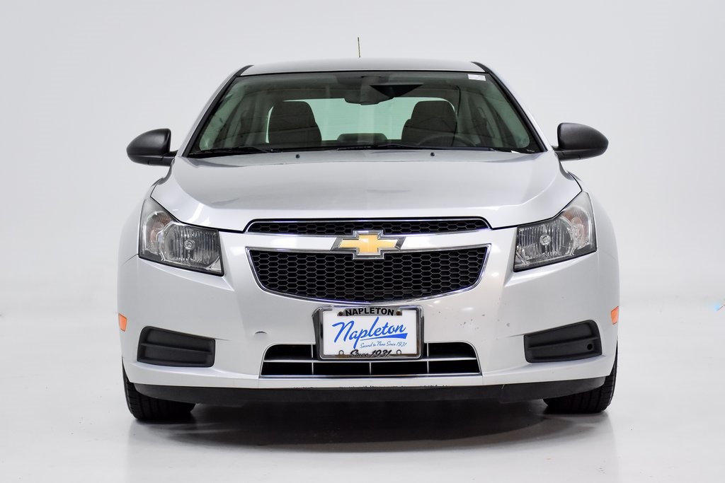 2014 Chevrolet Cruze LS 4