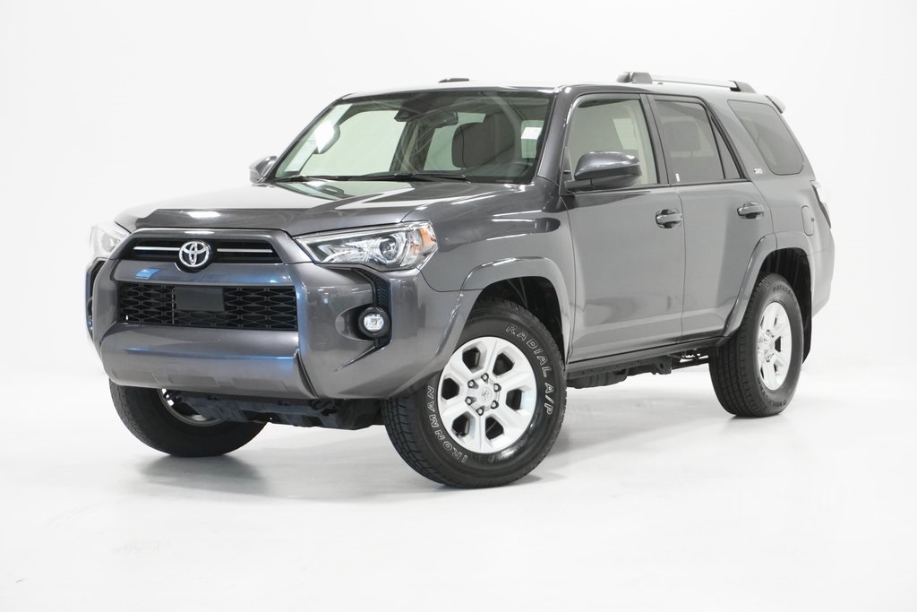 2022 Toyota 4Runner SR5 1