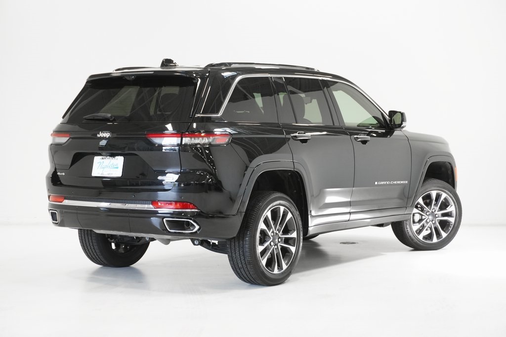 2024 Jeep Grand Cherokee Overland 7