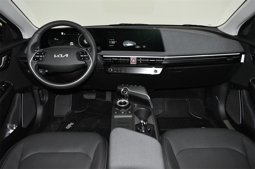 2023 Kia EV6 Wind 28