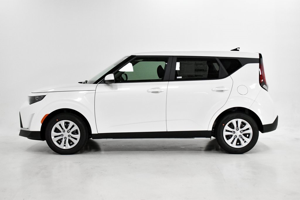 2023 Kia Soul LX 5