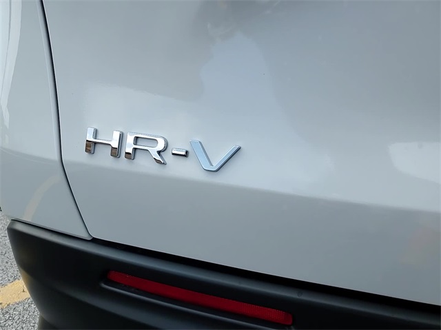 2025 Honda HR-V Sport 12