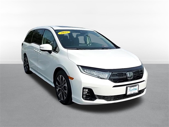 2025 Honda Odyssey Elite 3