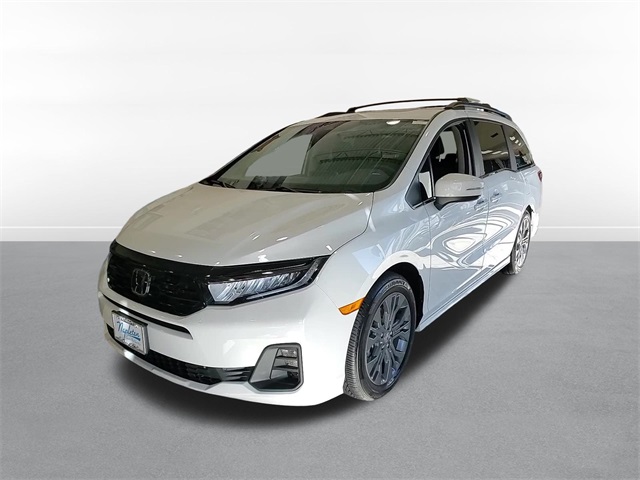 2025 Honda Odyssey Touring 3