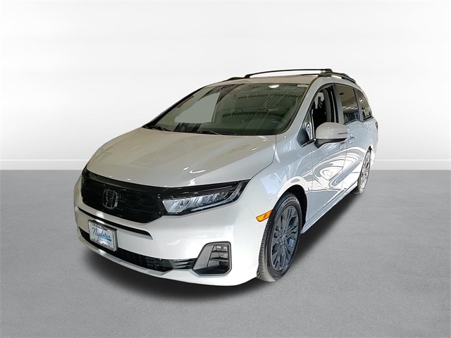 2025 Honda Odyssey Touring 17