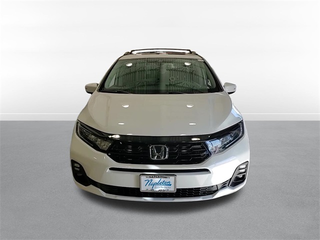 2025 Honda Odyssey Touring 19