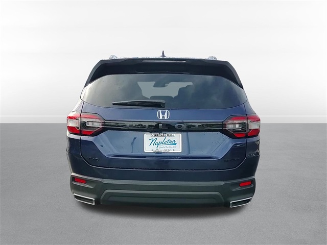 2025 Honda Pilot Sport 5