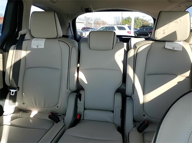 2025 Honda Odyssey Touring 23