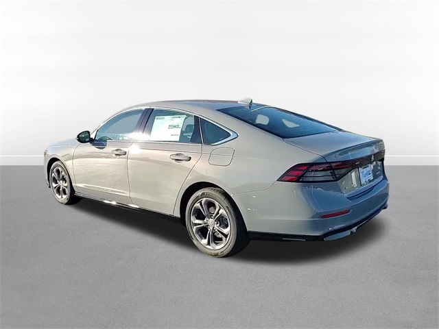 2025 Honda Accord Hybrid EX-L 5