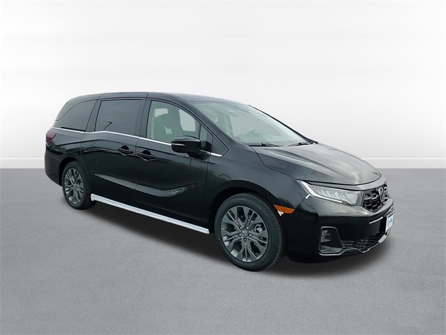 2025 Honda Odyssey Touring 3