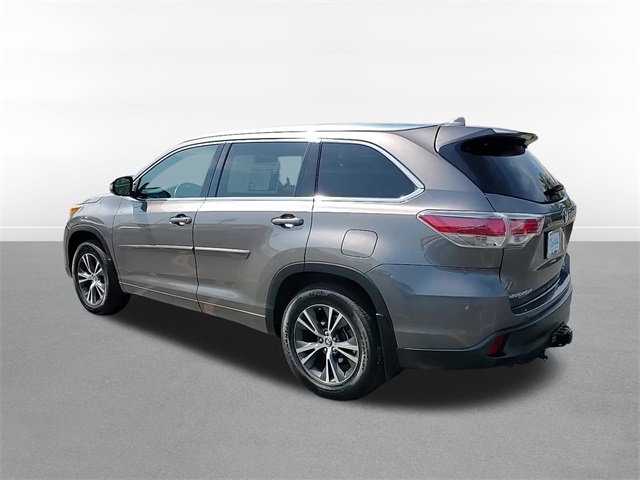 2016 Toyota Highlander XLE V6 5