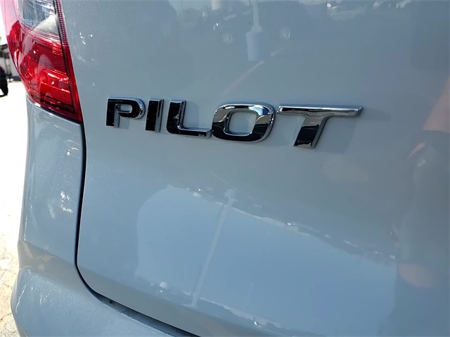 2022 Honda Pilot Elite 7