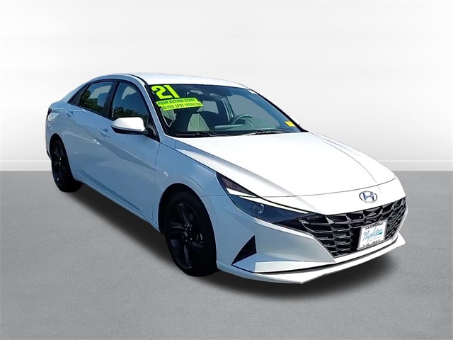 2021 Hyundai Elantra SEL 3