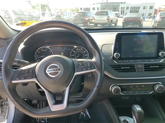 2022 Nissan Altima 2.5 SR 25